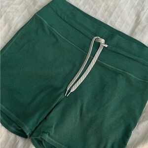 Vuori Halo Vintage Shorts